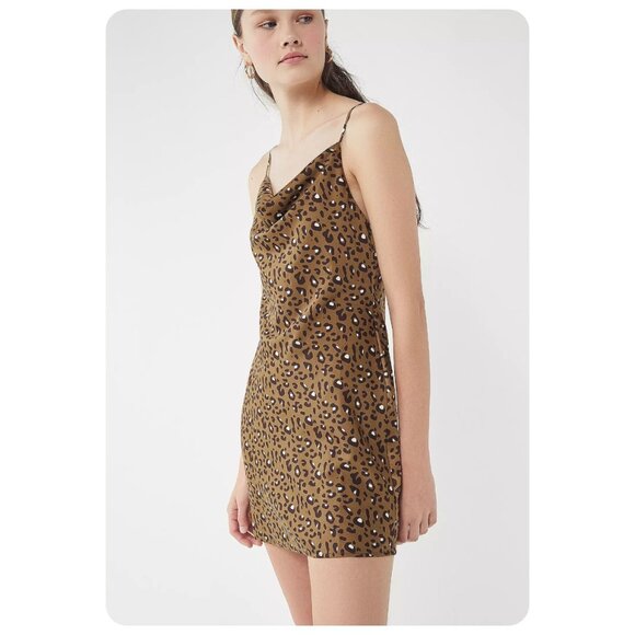 * Urban Outfitters Mallory Leopard Print Spaghetti Strap Cowl Neck Slip Dress - Picture 1 of 8